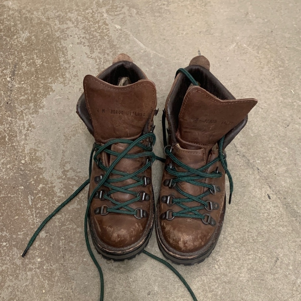 Danner booties vintage mountain light